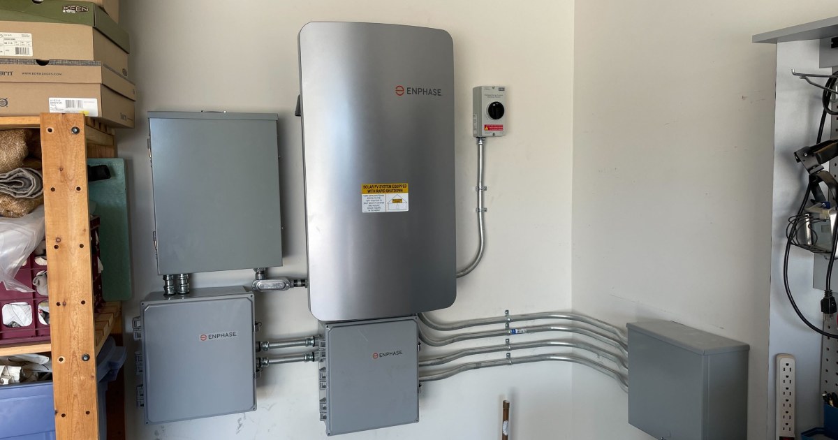 Solar battery storage system being installed in Tucson