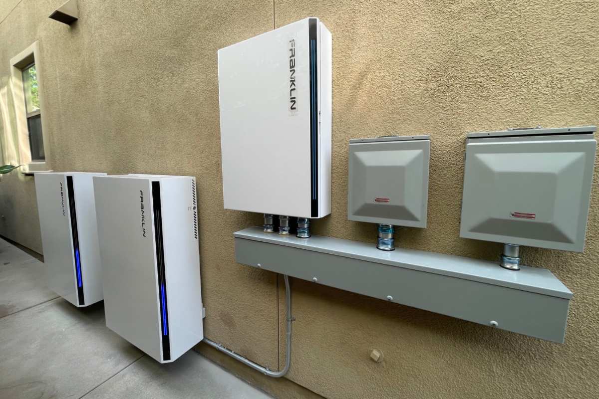 Solar battery storage installation in Phoenix