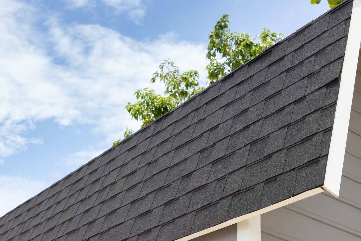 Professional shingle roof installation in Tucson
